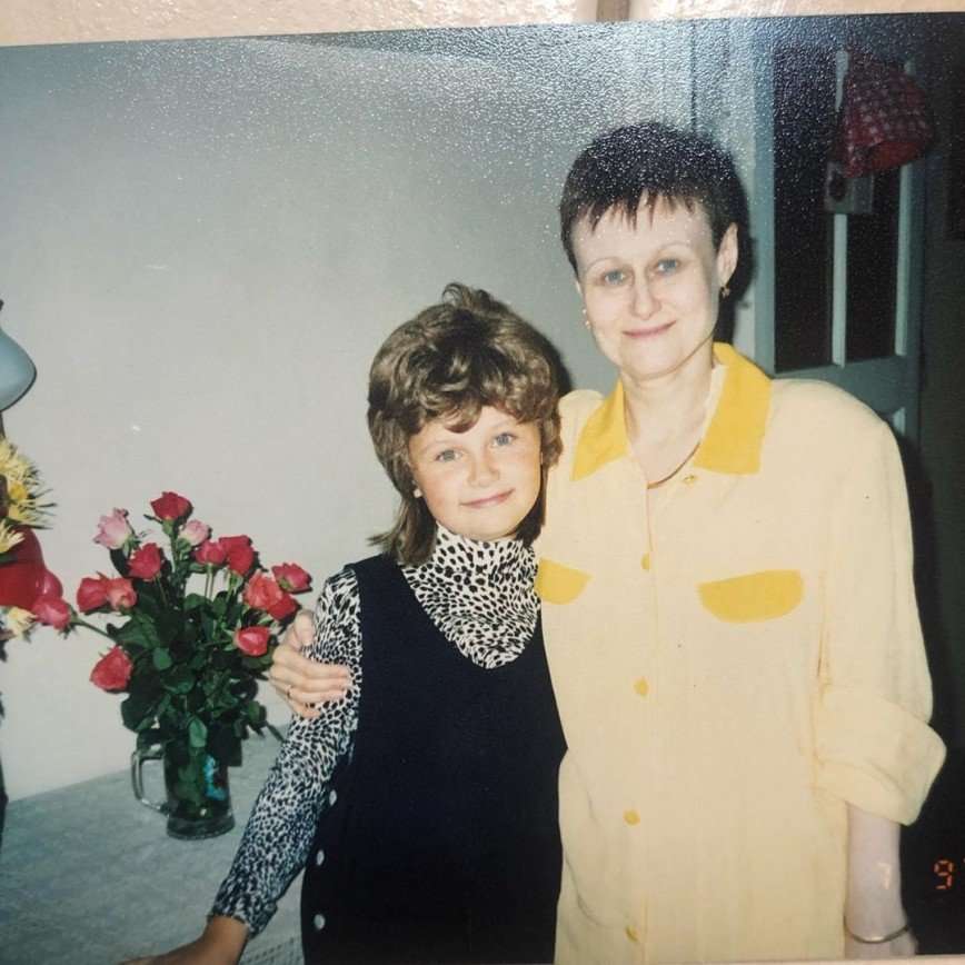 Дарья Донцова показала архивные фото после химиотерапии 