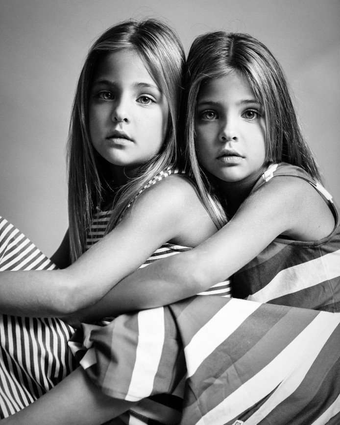 Как живут самые красивые близняшки Инстаграма