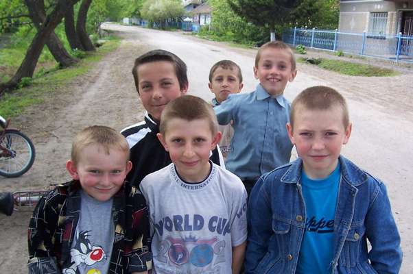 Стосунки з однолітками. Як будувати відносини?