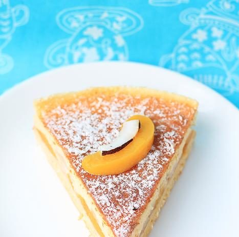 Сирний торт-суфле Груша-колада.