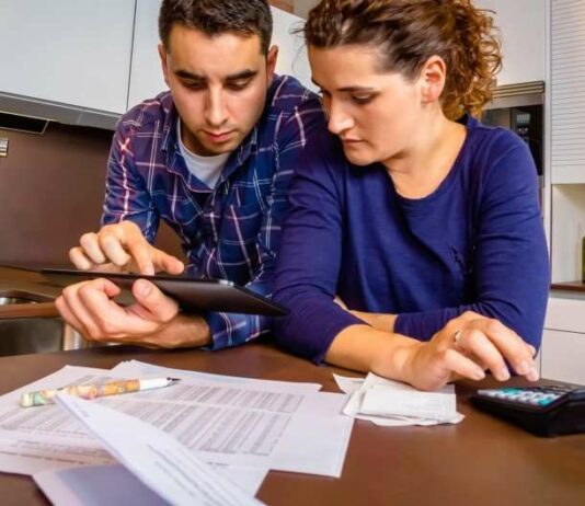 Держдума збільшила штрафи за прострочення оплати комунальних платежів.