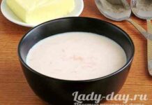 Молочний суп з рисом і морквою для дитини
