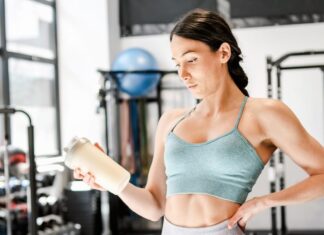 Ile białka naprawdę potrzebujesz, aby zyskać mięśnie?