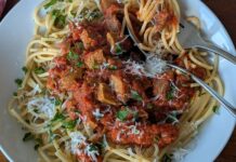 Tofurkey Італійська Ковбаса: Універсальний Рослинний Продукт