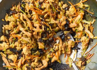 Свинина Мушу: Злиття Китайських та Техасько-Мексиканських Смаків