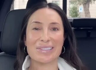 Брістоль Палін Розповідає про Річний Боротьбу з Лицьовим Паралічем