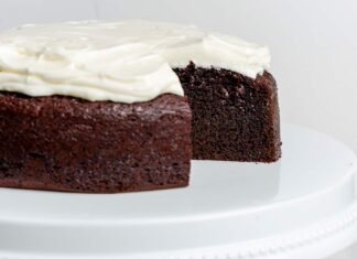 Шоколадний торт Nigella Lawson з Guinness: Огляд та розбір рецепту