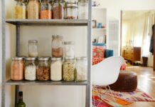 Електричний герметизатор для банок Mason набирає популярності для консервації продуктів.