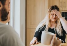 Прихована ціна «сухого жебракування»: чому непрямі прохання руйнують відносини